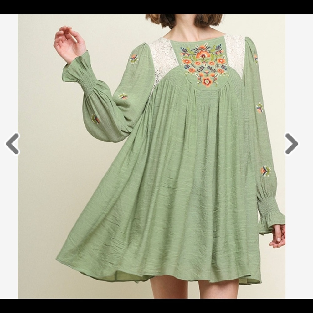 💥SALE 💥Umgee - Ruffle Sleeved Keyhole Dress/Tunic